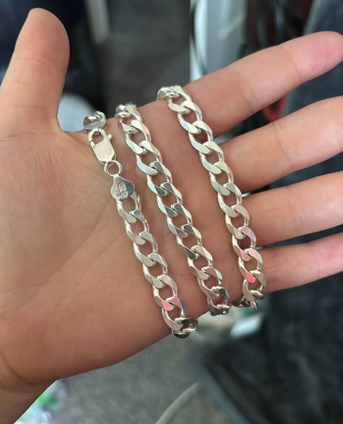Cadena de eslabones cubanos con corte de diamante