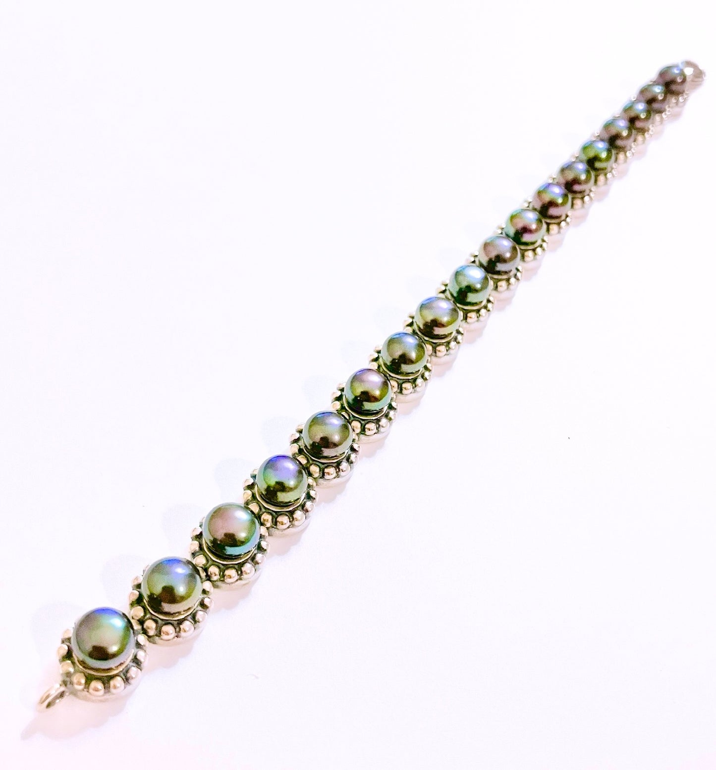 Peacock Tahitian Colored Pearls in Bubble Setting Bracelet