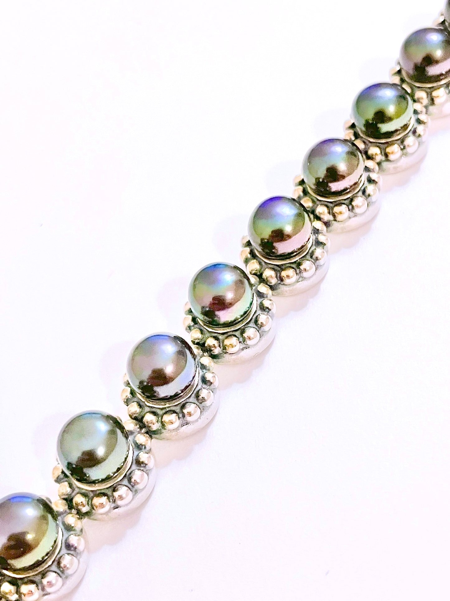 Peacock Tahitian Colored Pearls in Bubble Setting Bracelet