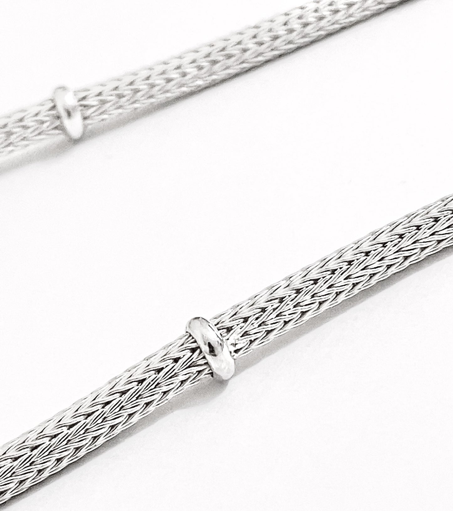 Mesh Chain with Bars
