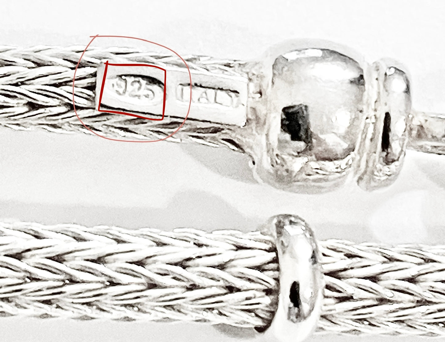 Mesh Chain with Bars