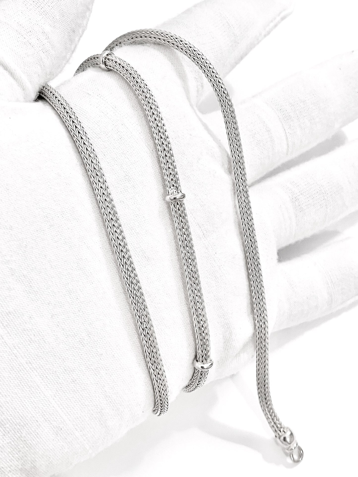 Mesh Chain with Bars
