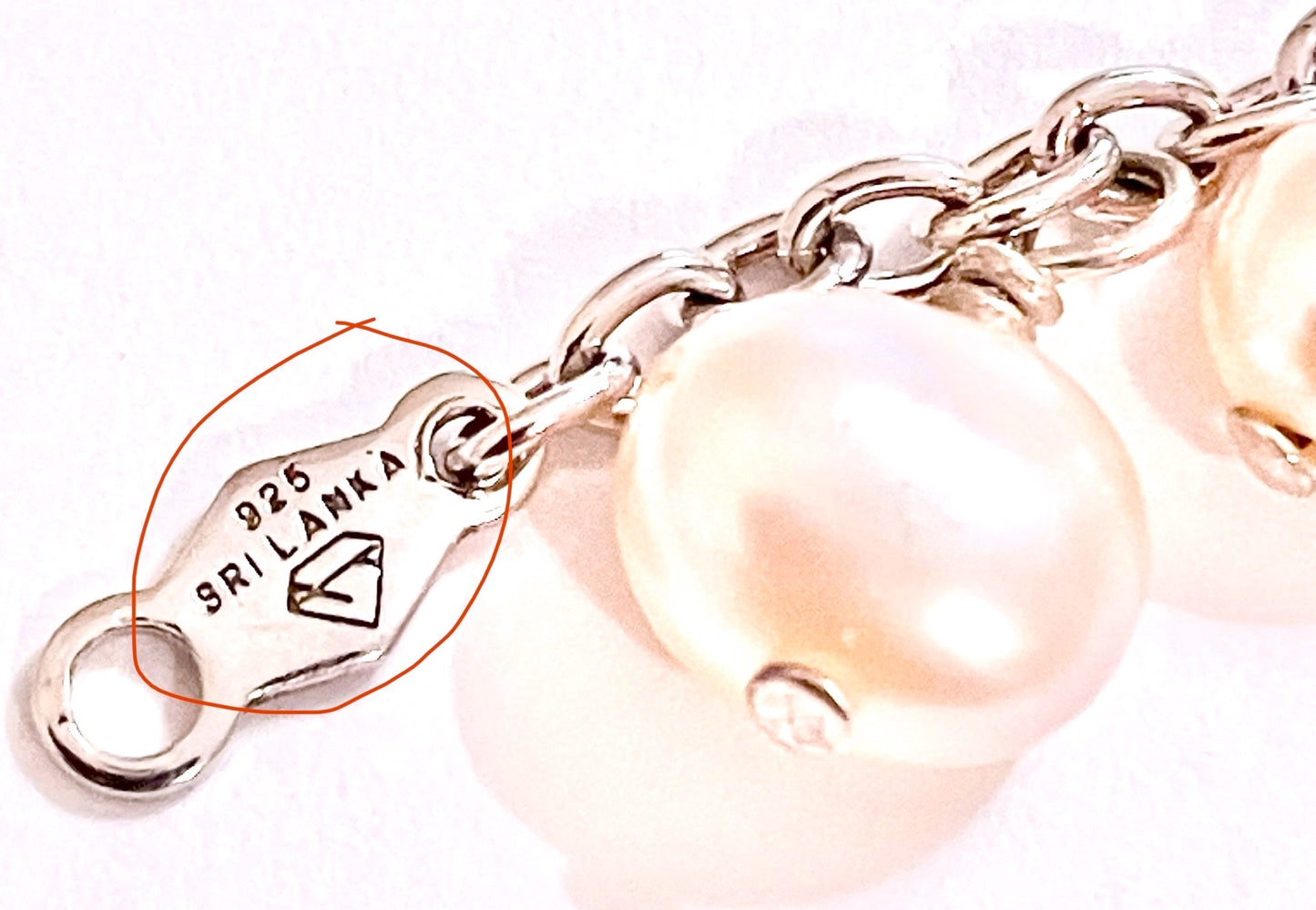 Soft Peach Pearl Bracelet