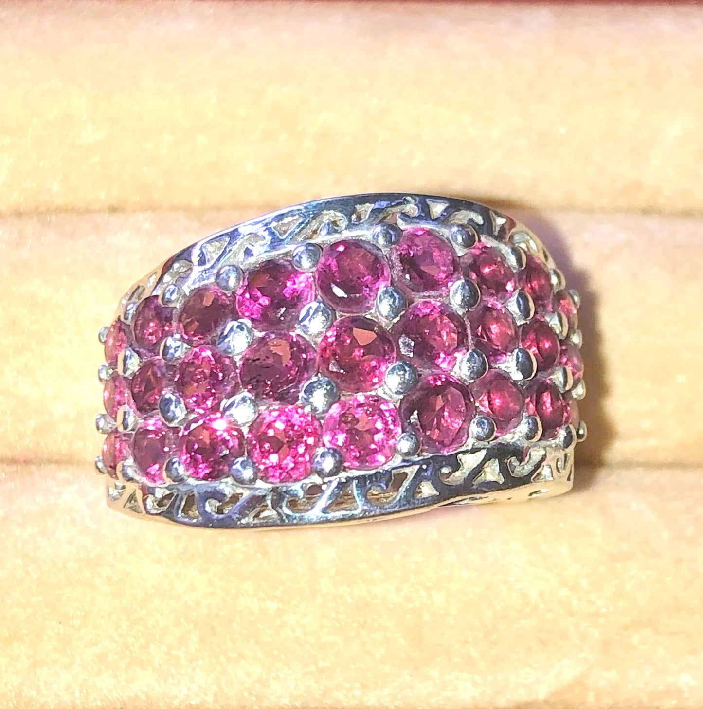 Pavé Rhodolite Garnet Wave Ring