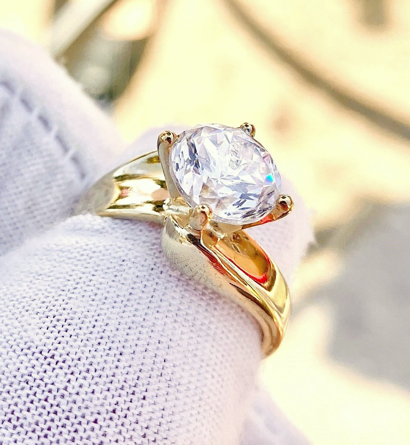 Anillo "Diamante" Chapado en Oro