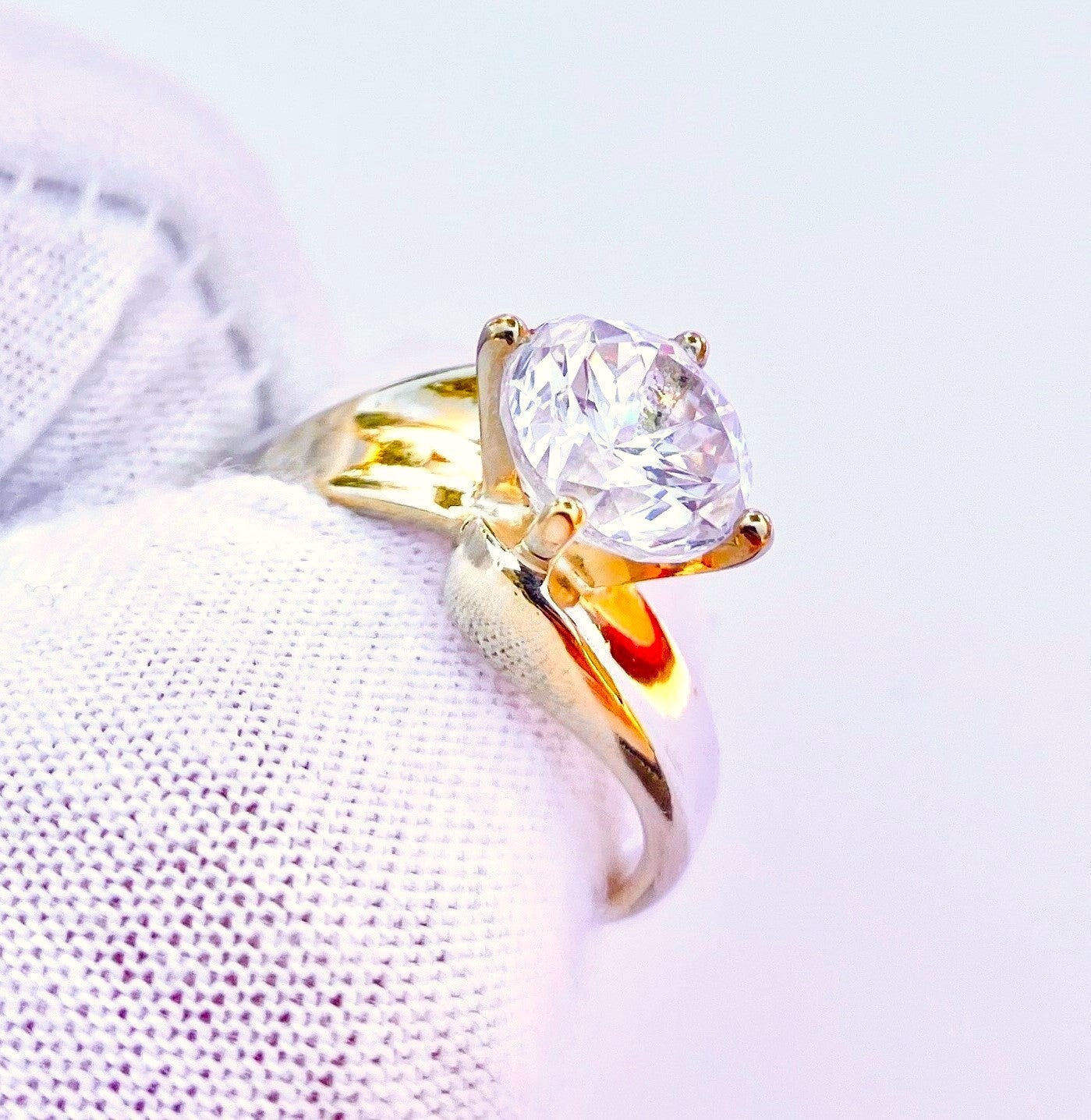 Anillo "Diamante" Chapado en Oro