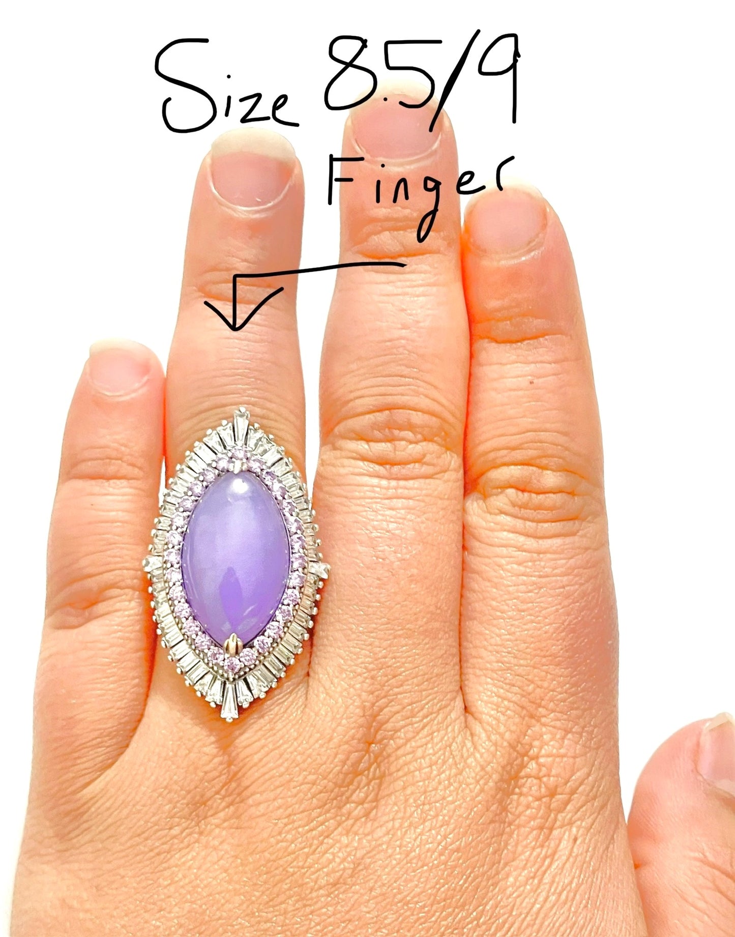 Jade Lavanda en Anillo de Halos “Amatista” y “Diamante”