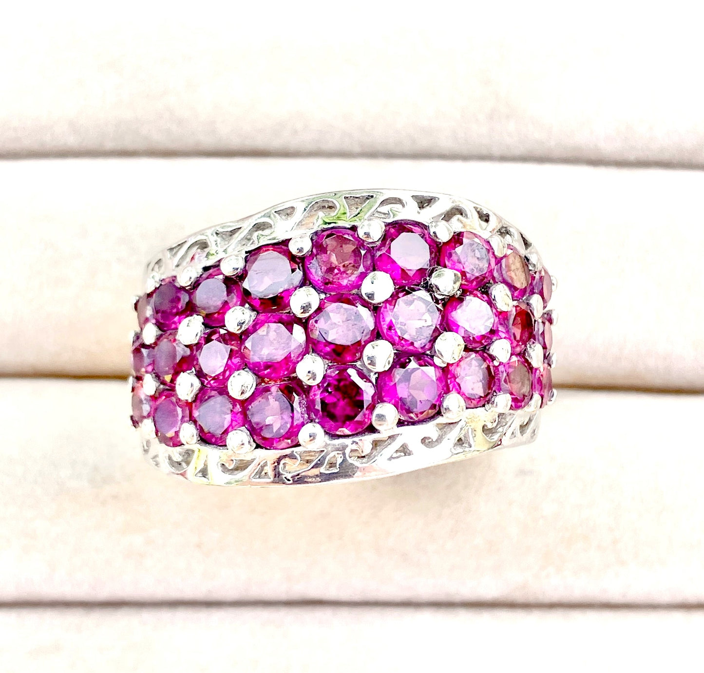Pavé Rhodolite Garnet Wave Ring