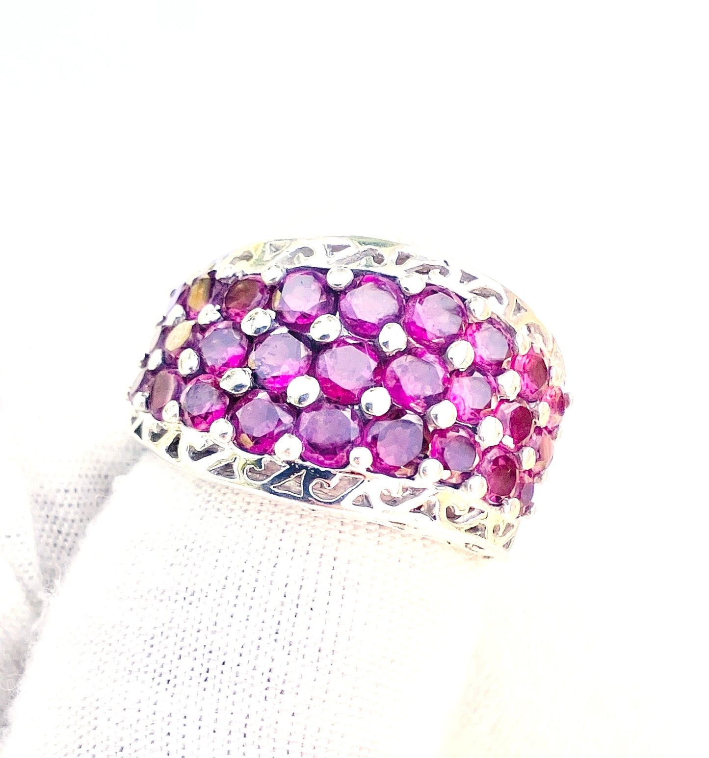 Pavé Rhodolite Garnet Wave Ring