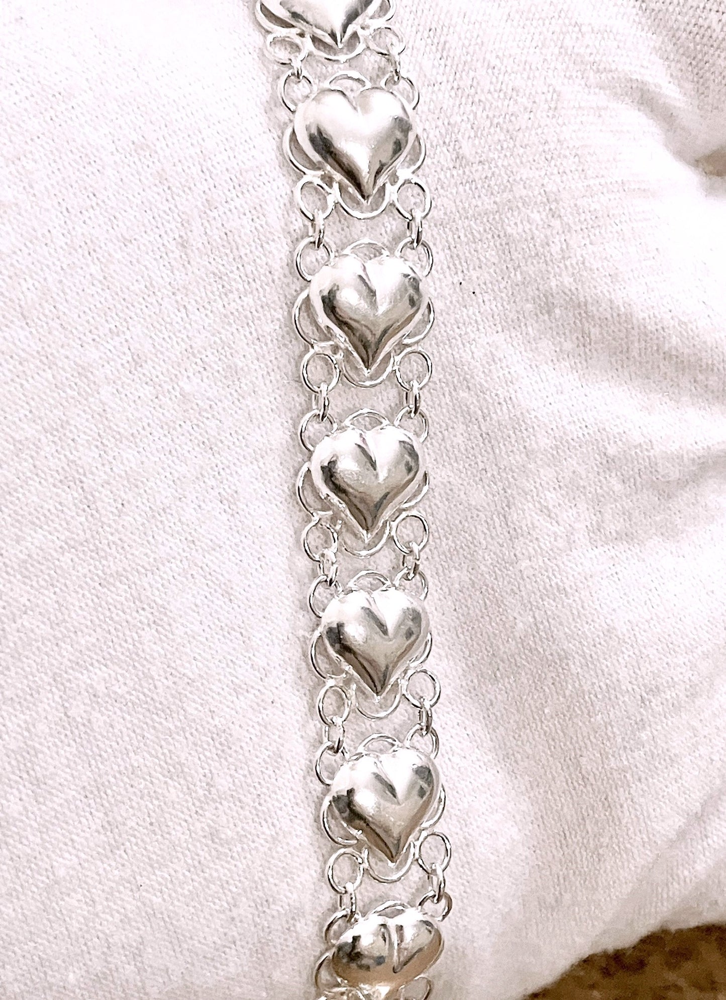 Hollow Heart Link Bracelet