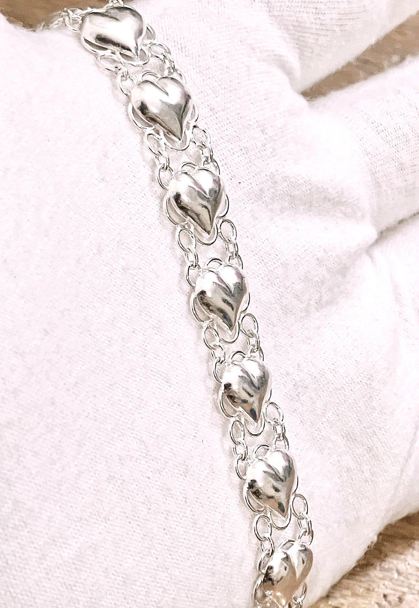 Hollow Heart Link Bracelet