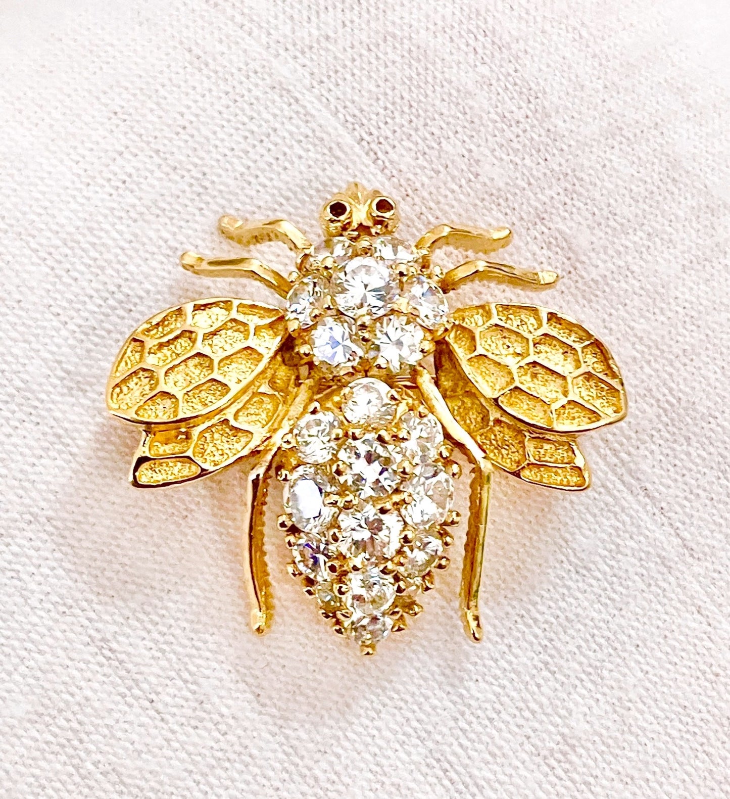 Gold Plated "Diamond" Bee Pendant/Brooch