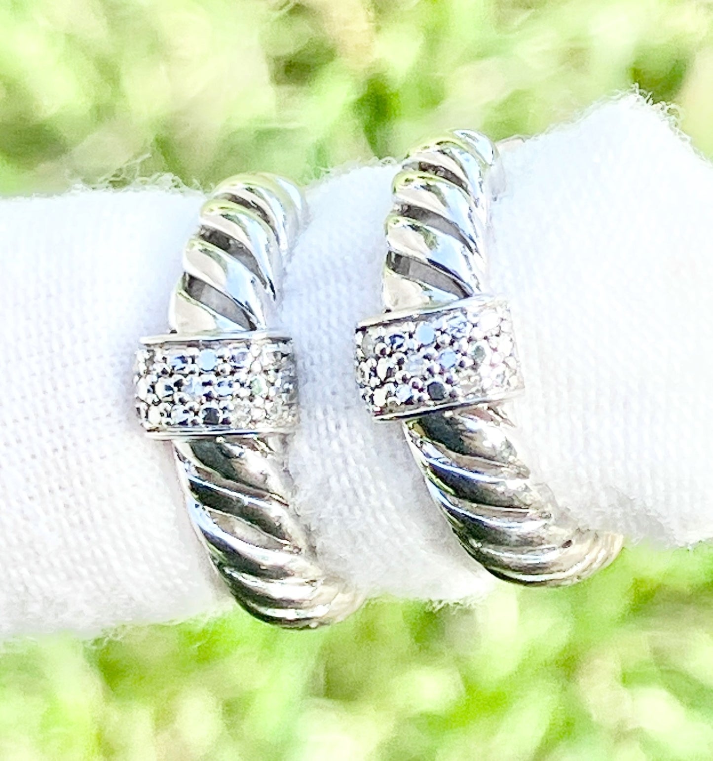 Ribbed Diamond Set
