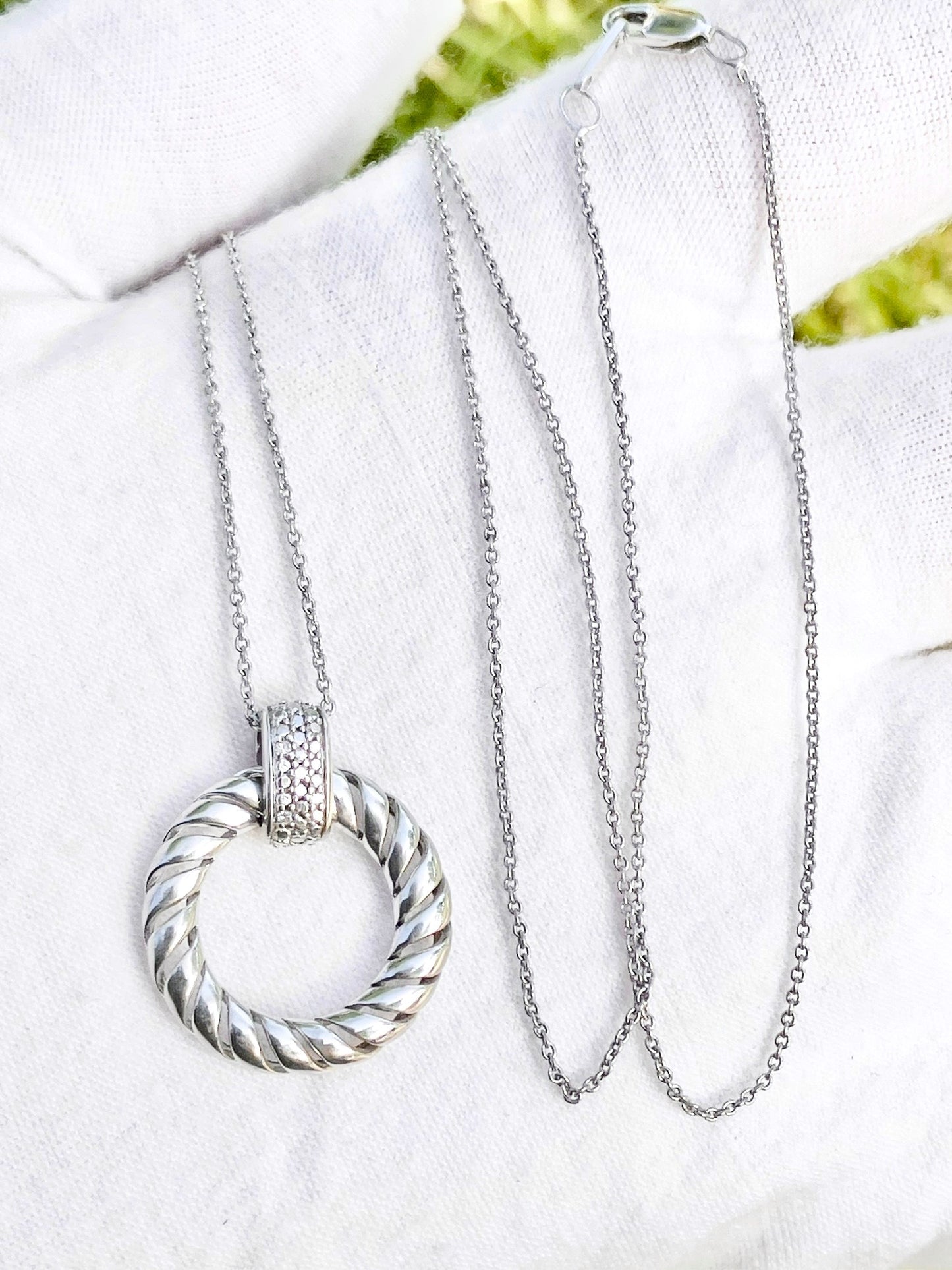 Ribbed Diamond Set
