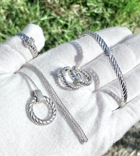 Ribbed Diamond Set