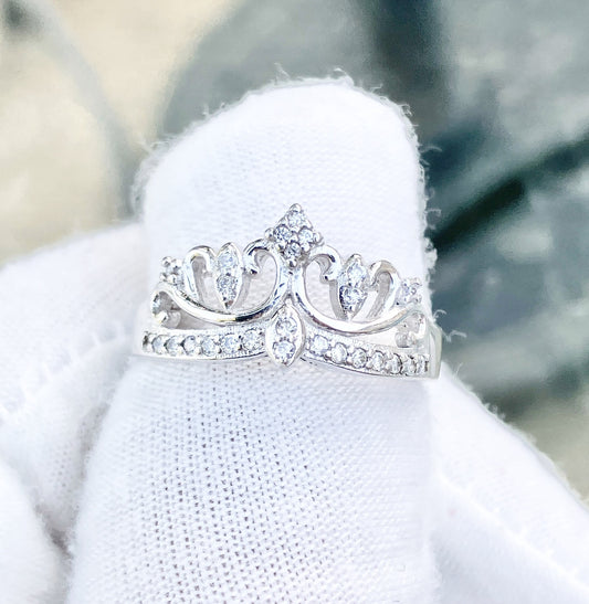 "Diamond" Tiara Ring