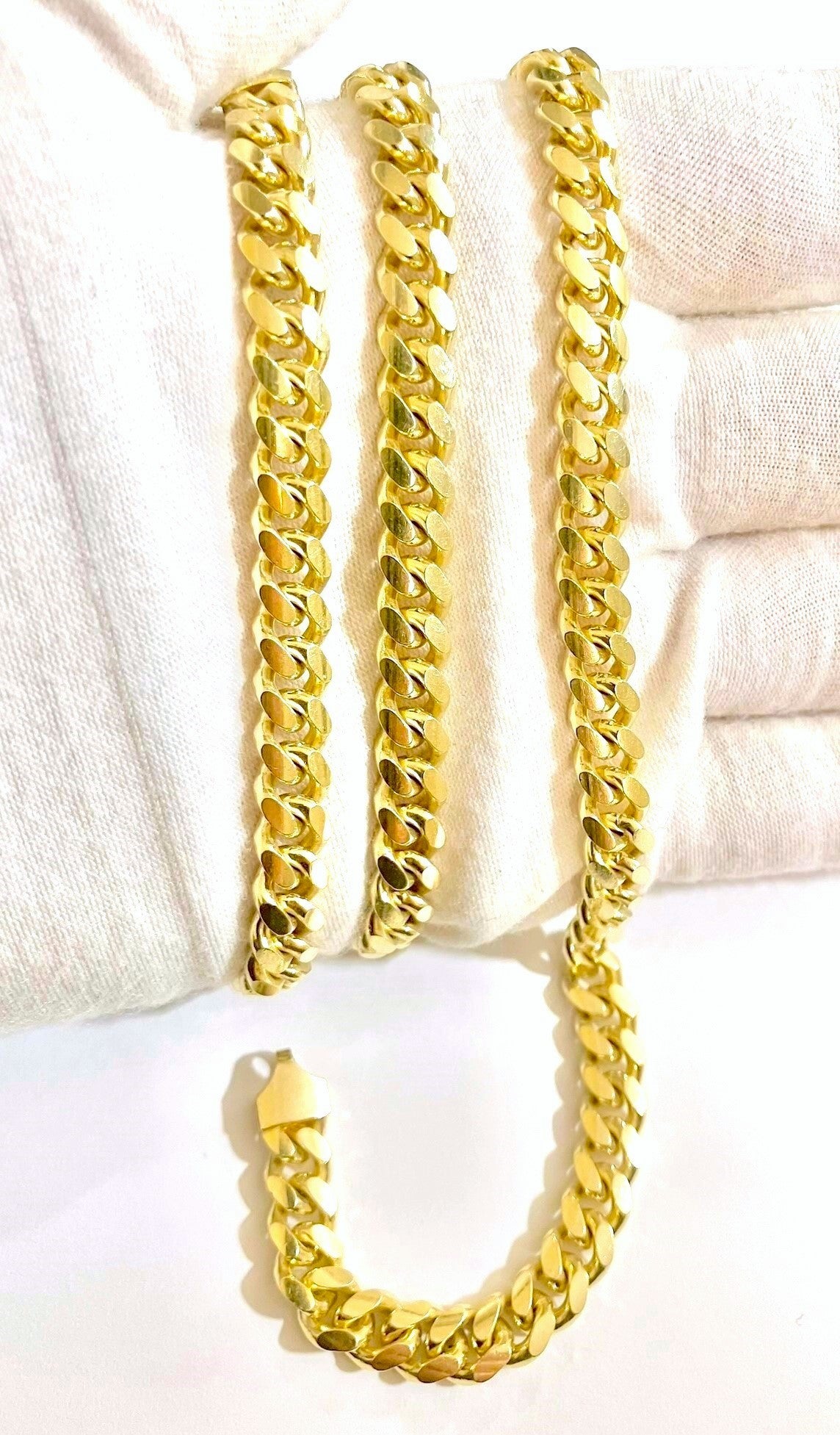 Gold Washed Cuban Link Chains (2 sizes!)