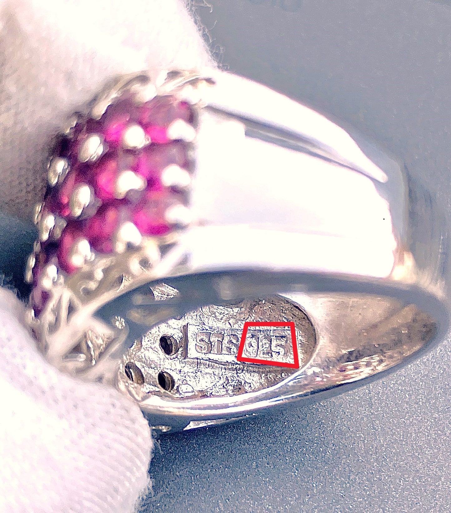 Pavé Rhodolite Garnet Wave Ring