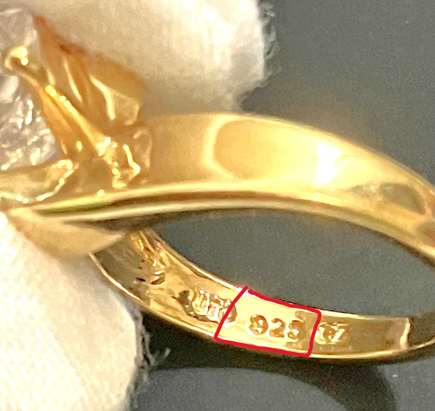 Anillo "Diamante" Chapado en Oro