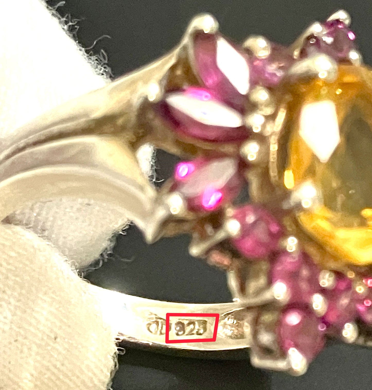 Anillo Flor Citrino y Granate Rodolita