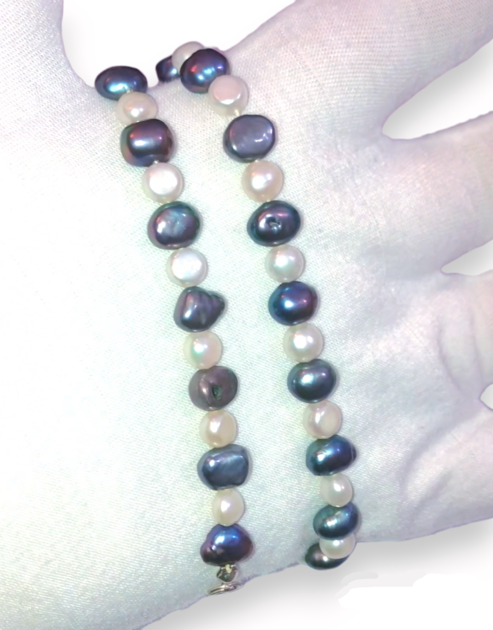Tahitian Pearl and White Pearl Necklace with 925 Silver Clasp