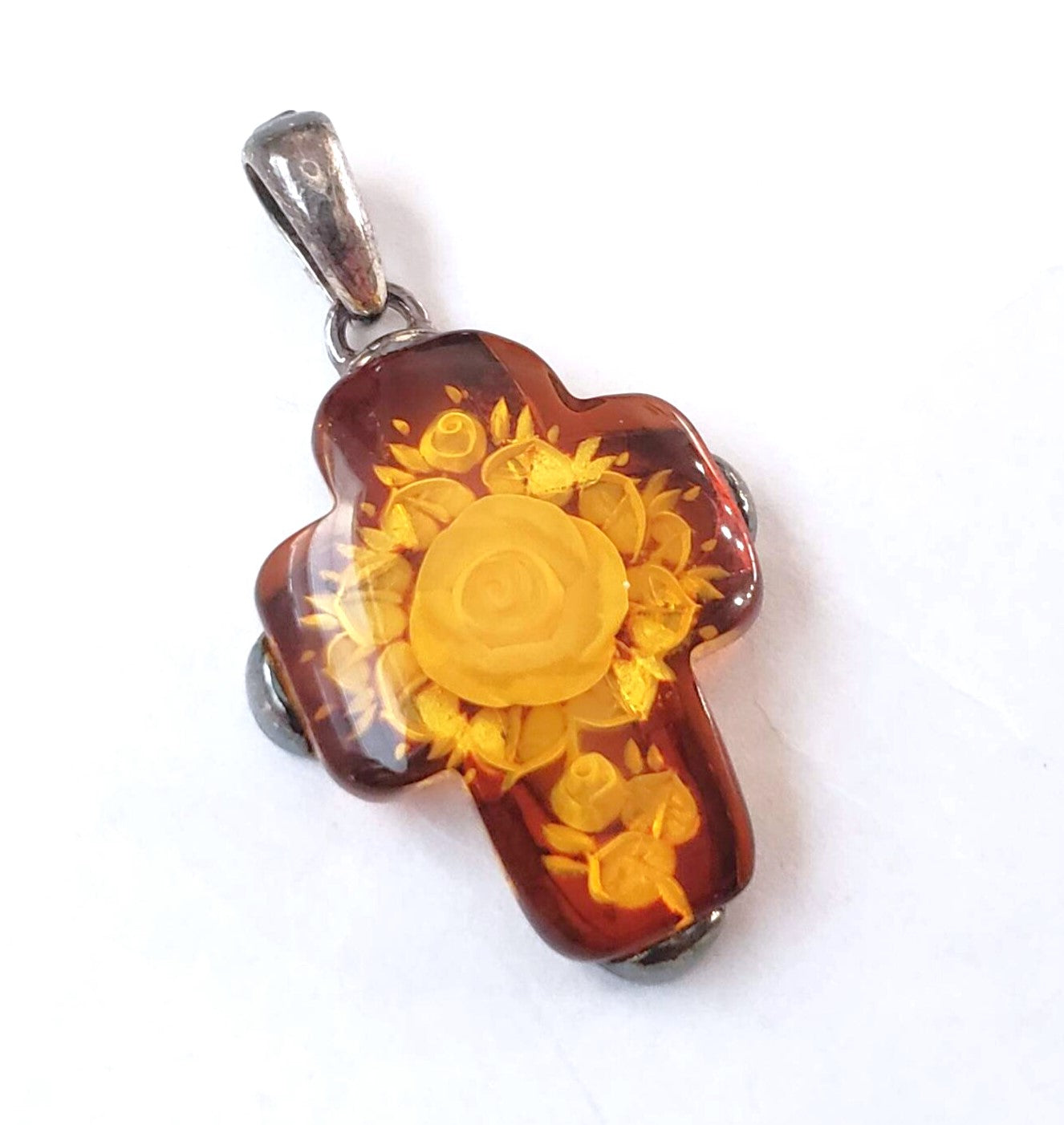 Floral Amber Cross