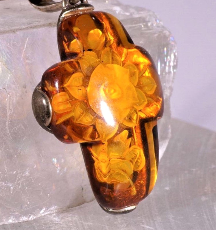 Floral Amber Cross