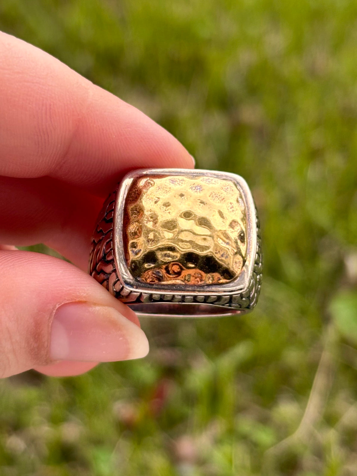 John Hardy Palu Hammered Chain 22K Yellow Gold & Sterling Silver Ring
