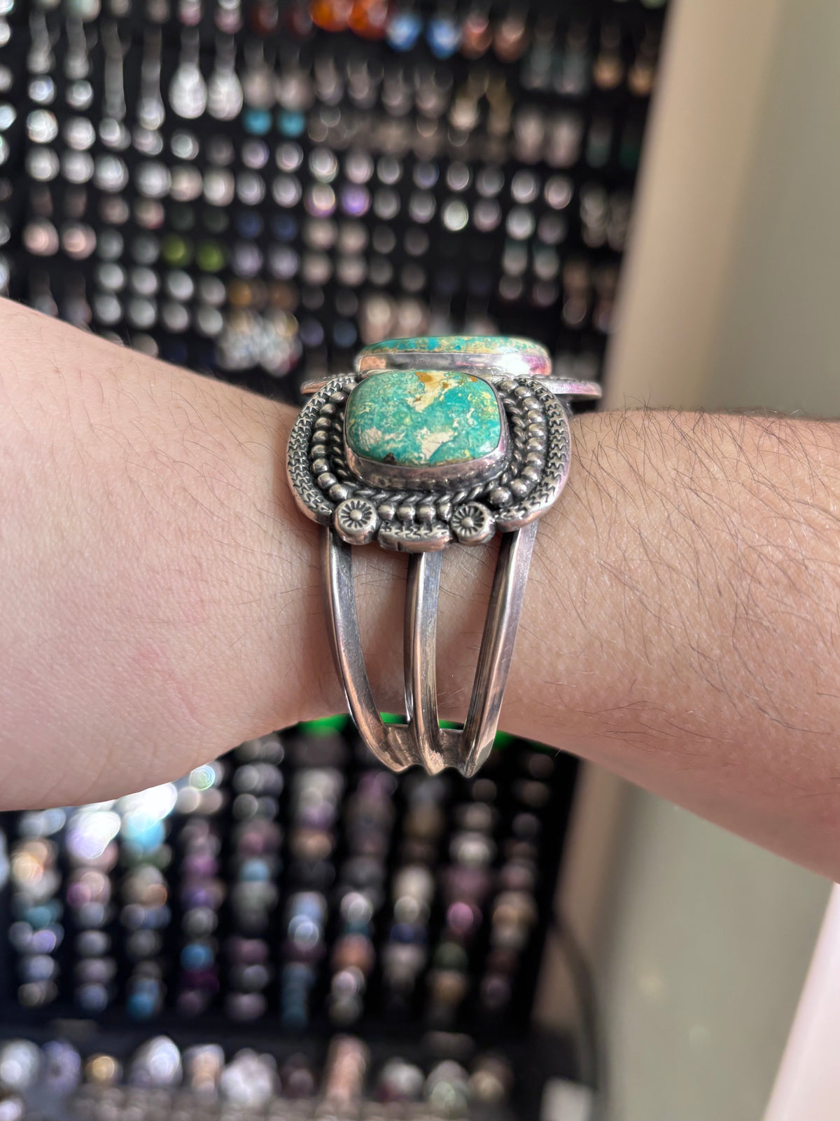 Vintage Sterling Silver & Turquoise 3-Stone Southwestern Cuff Bracelet