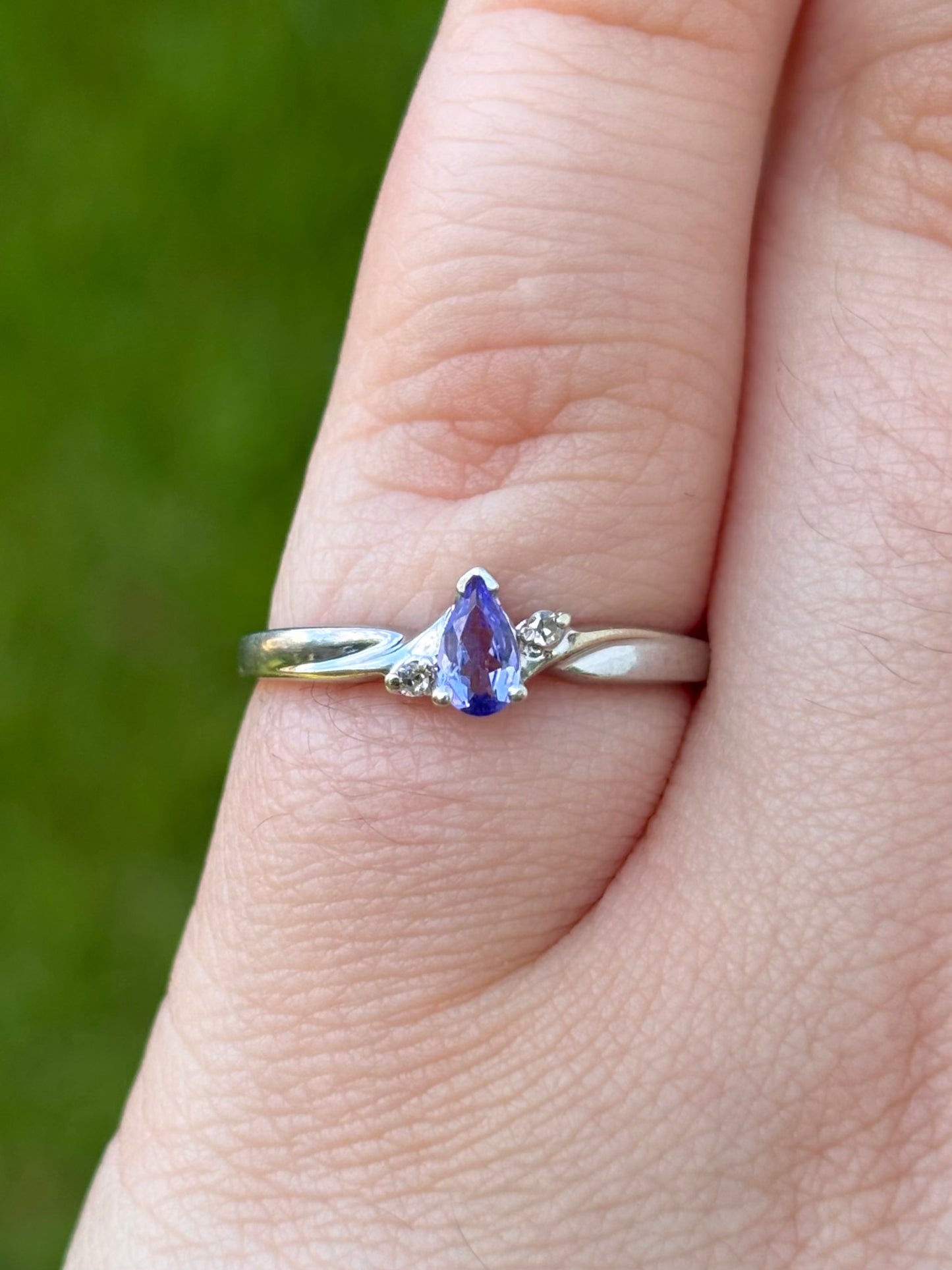 10k Tanzanite with Diamond Accents Ring