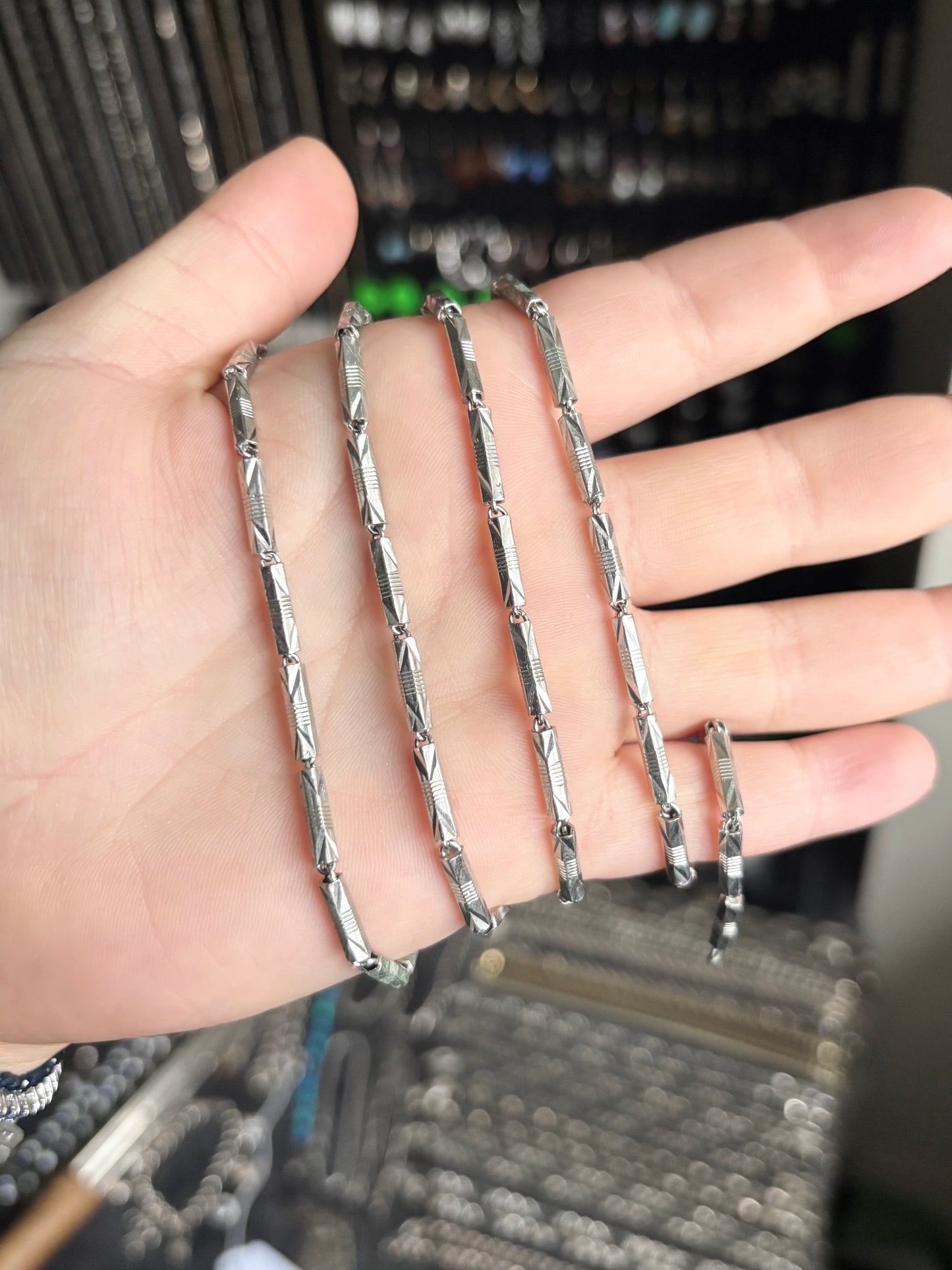 Faceted Engraved Bar Link Chain