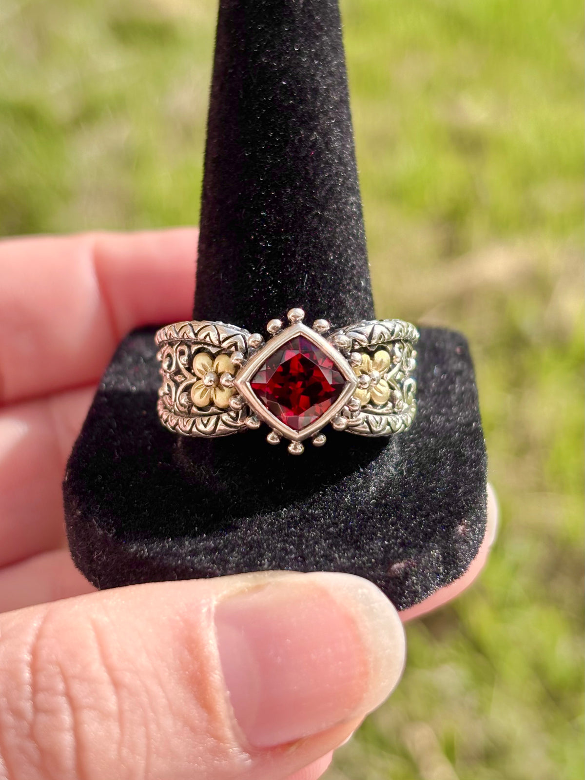 Barbara Bixby Garnet 18K Gold & Sterling Silver Floral Ring Size 10