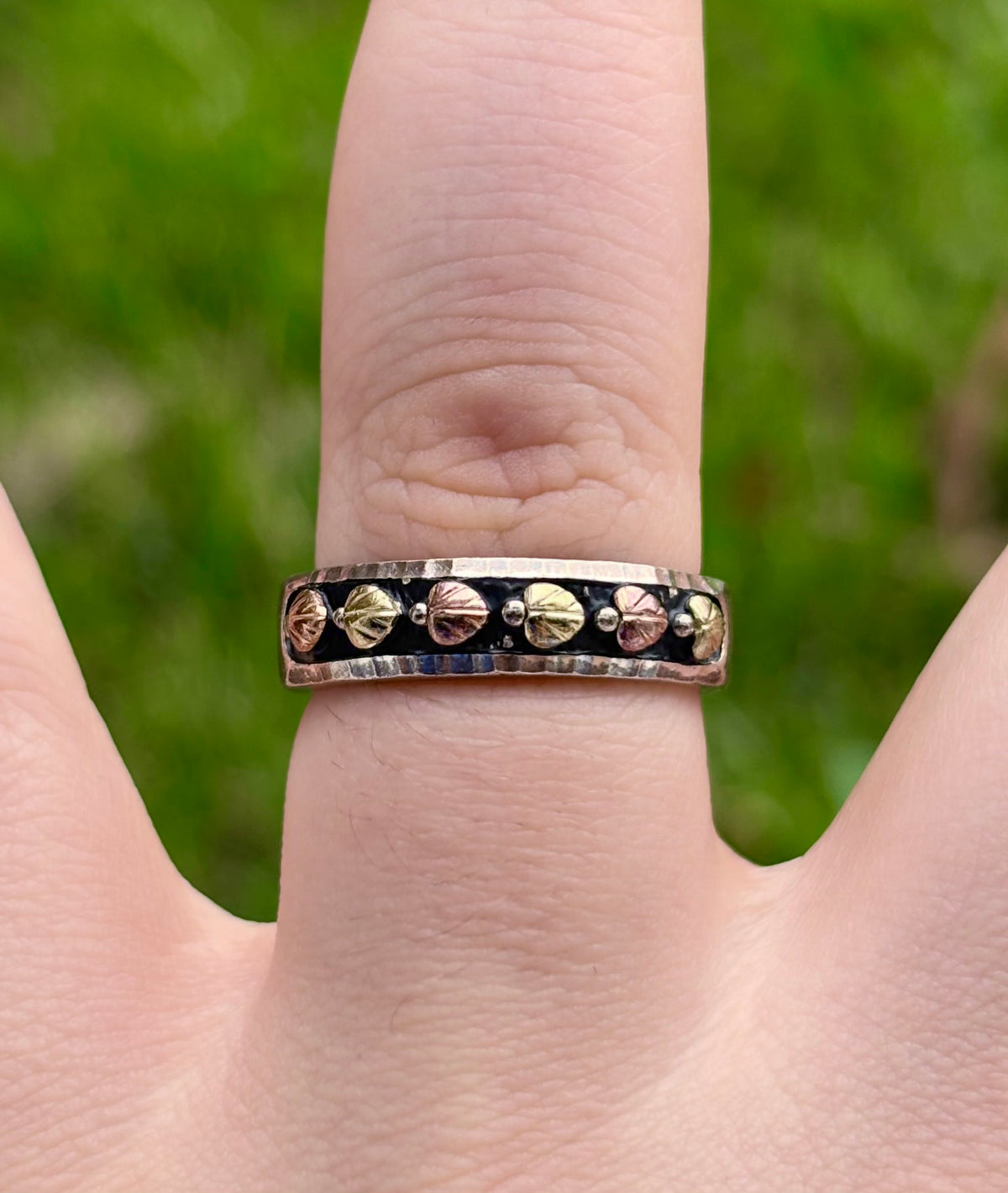 Coleman & Co Black Hills Gold 12K Rose & Green Gold Sterling Silver Ring -Size 8