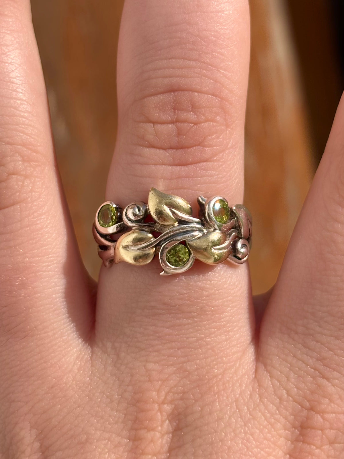 Barbara Bixby 18K Gold & Sterling Silver Peridot Vine Leaf Ring