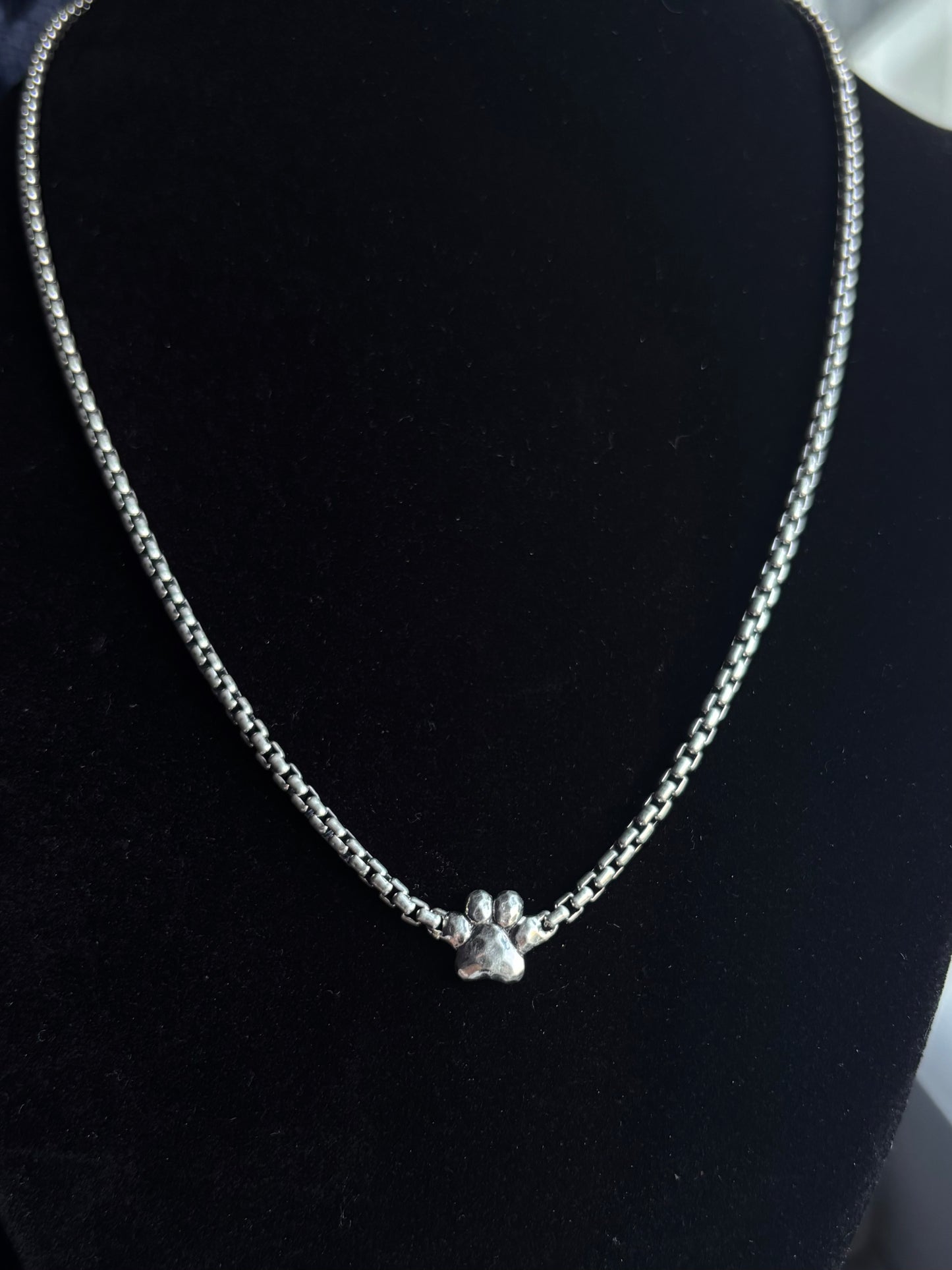 JAI by John Hardy Dawg Paw Necklace