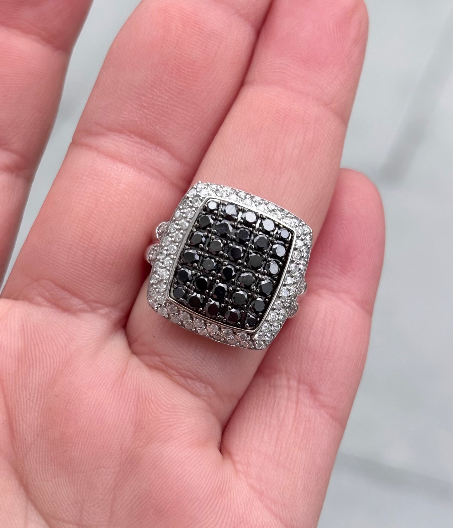 10K White Gold Black and Colorless Diamond Ring