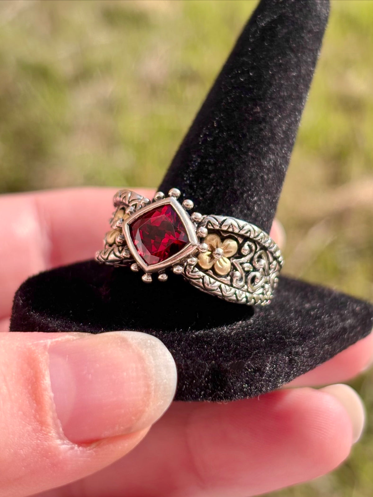 Barbara Bixby Garnet 18K Gold & Sterling Silver Floral Ring Size 10