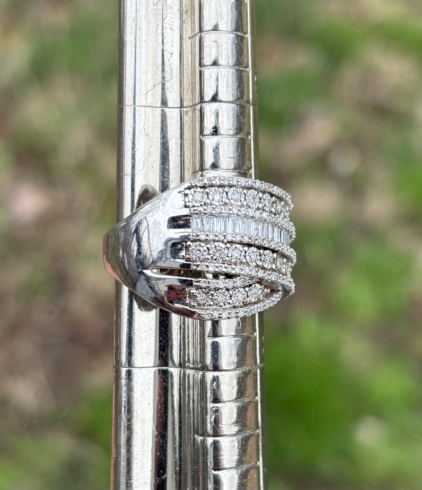 Crisscross Baguette and Round Diamond Ring