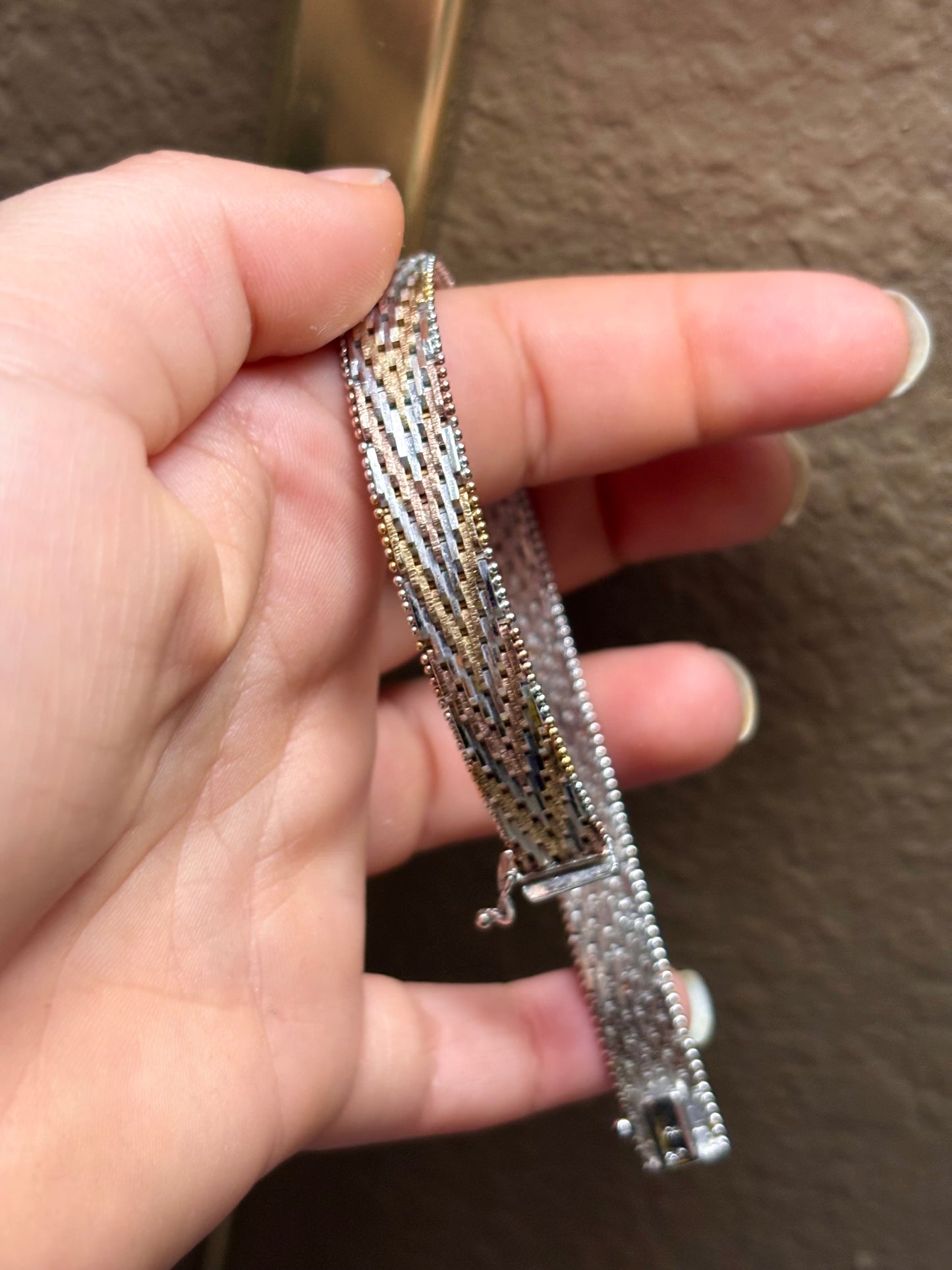 Tri-Color Matte & Gloss Bricked Arrows Bracelet