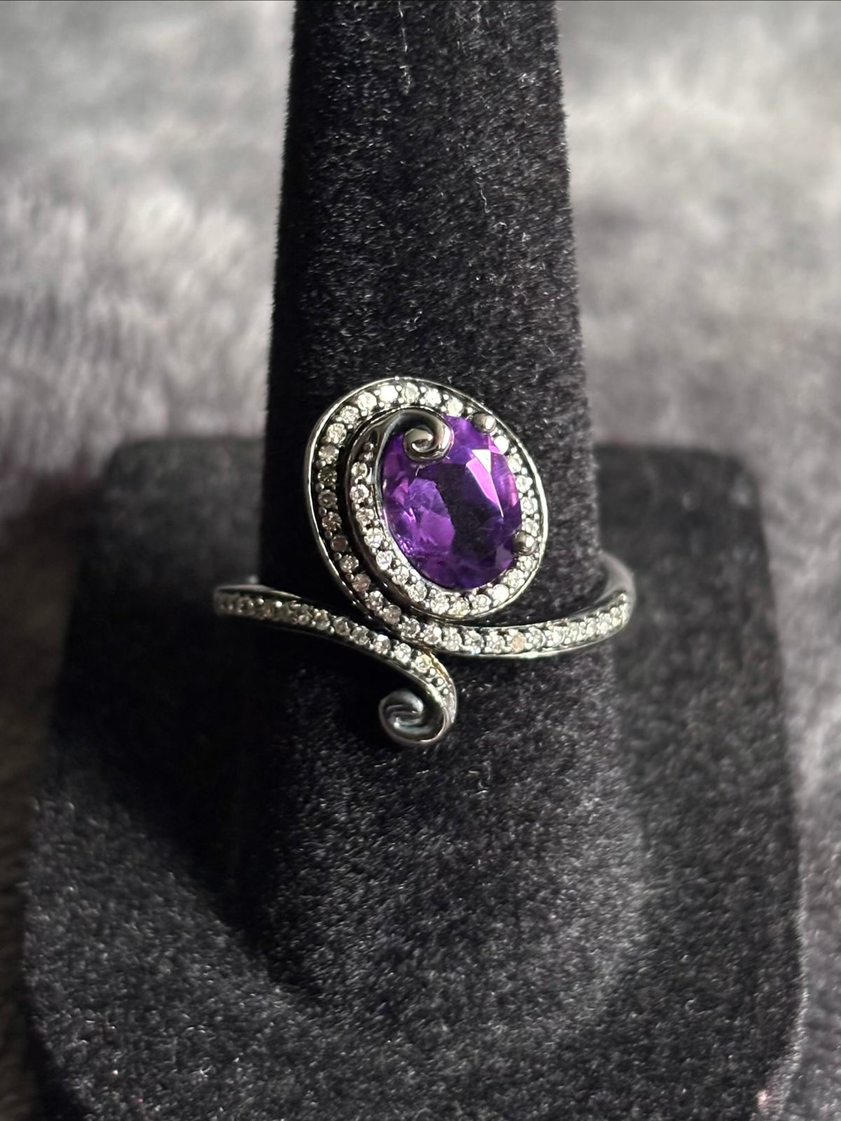 Enchanted Disney Ursula Amethyst 1/5ctw Diamond Sterling Silver Ring