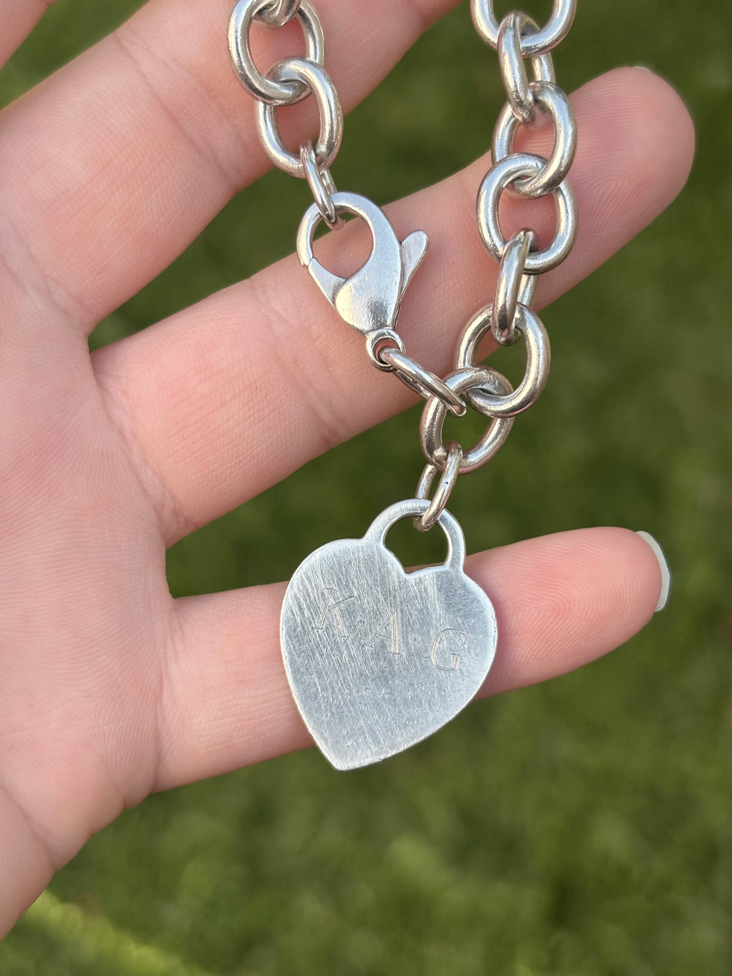 Tiffany & Co. Sterling Silver Flat Heart Tag Oval Link Bracelet