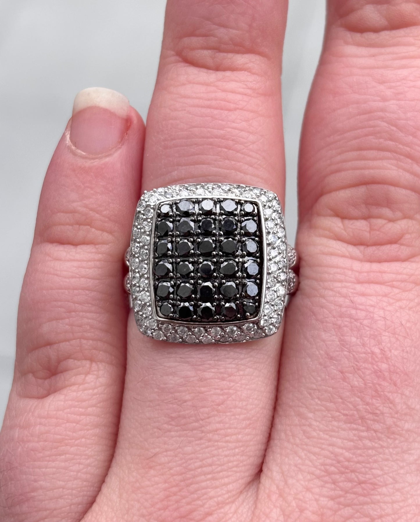 10K White Gold Black and Colorless Diamond Ring