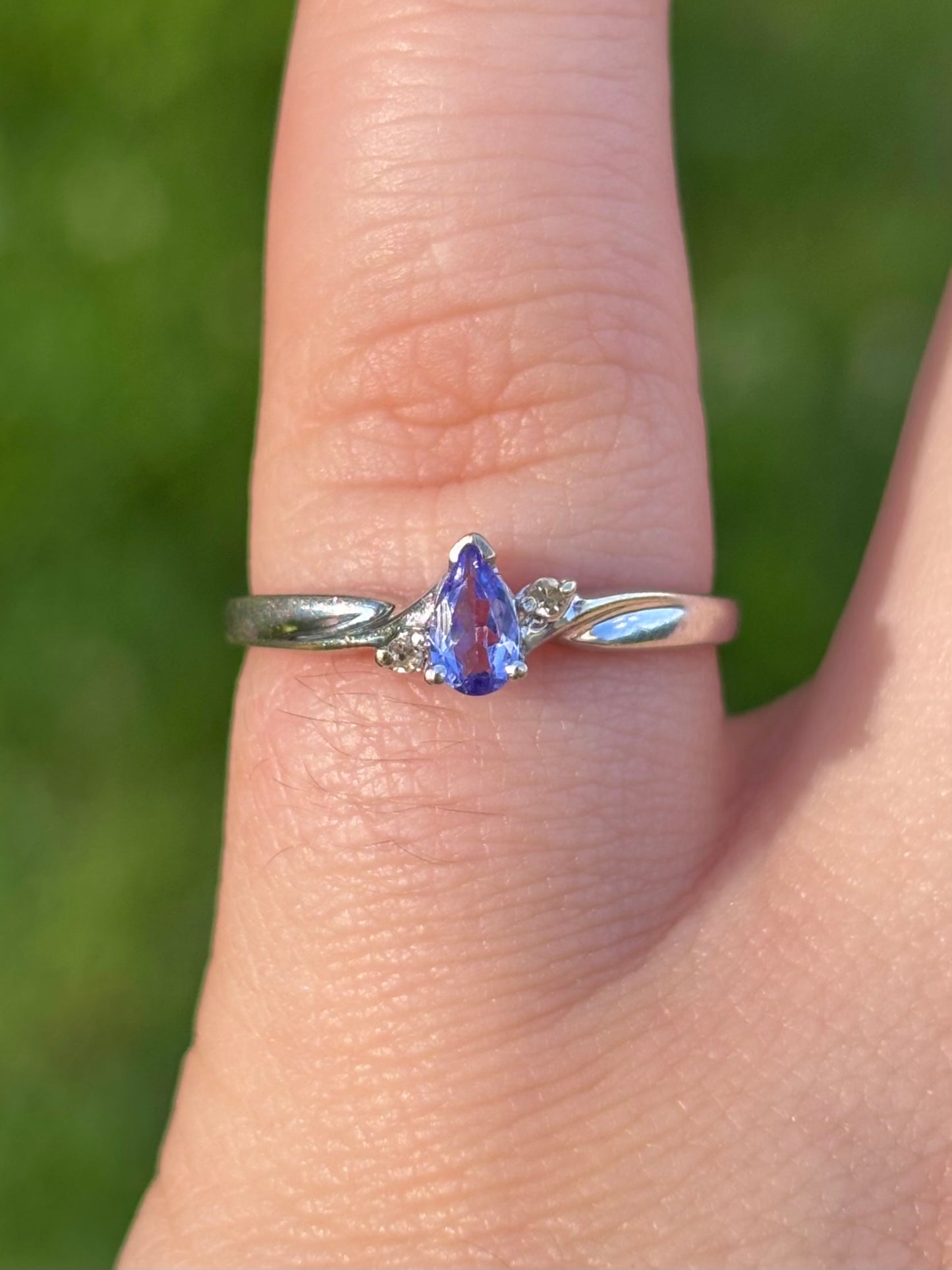 10k Tanzanite with Diamond Accents Ring