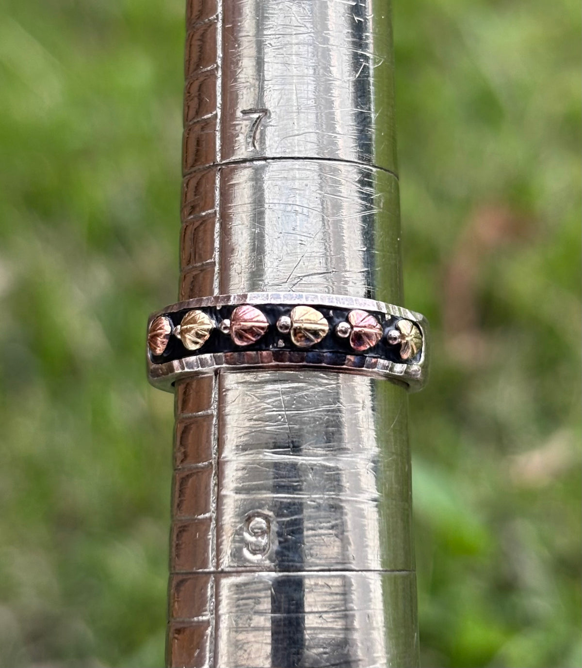 Coleman & Co Black Hills Gold 12K Rose & Green Gold Sterling Silver Ring -Size 8