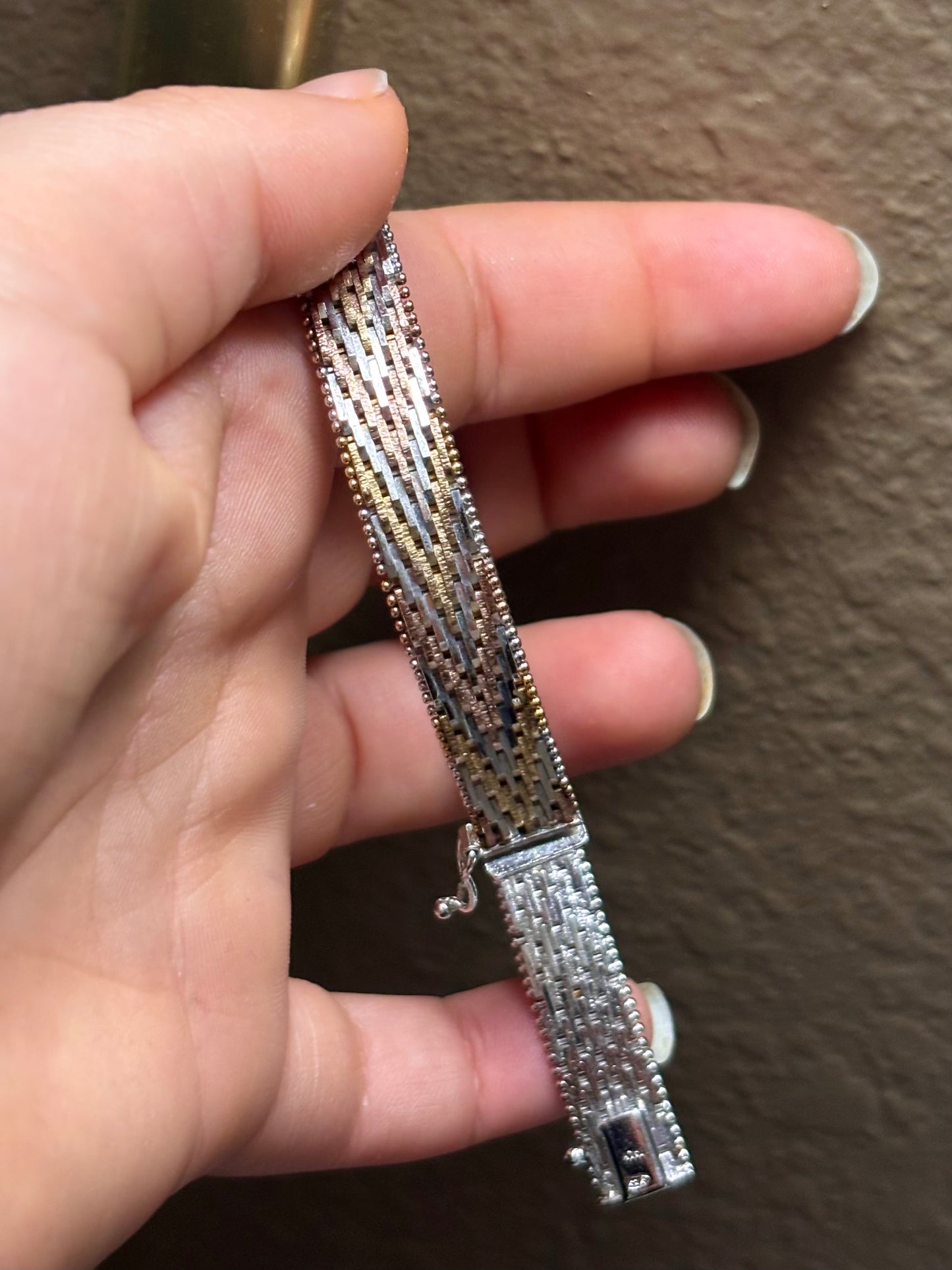 Tri-Color Matte & Gloss Bricked Arrows Bracelet