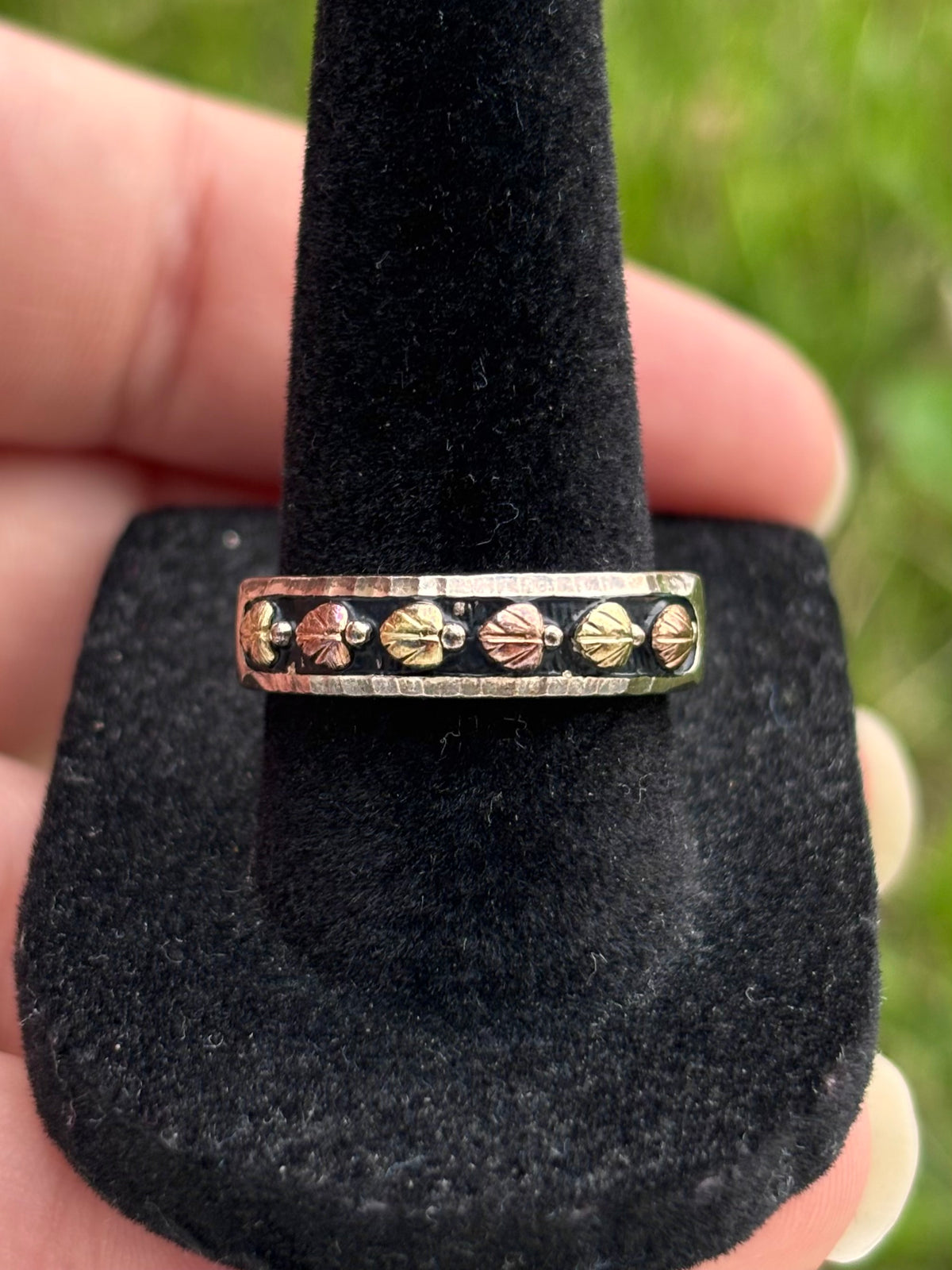 Coleman & Co Black Hills Gold 12K Rose & Green Gold Sterling Silver Ring -Size 8
