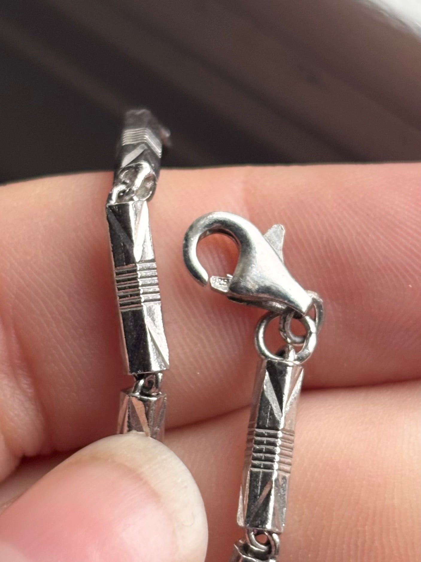 Faceted Engraved Bar Link Chain