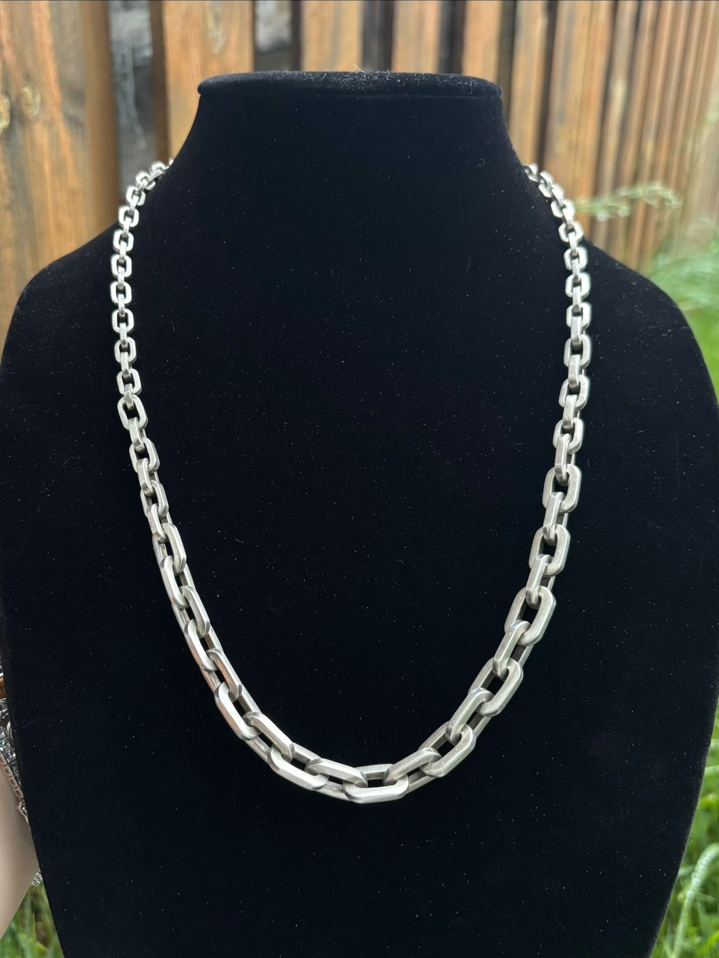 Graduated Anchor Link Chain