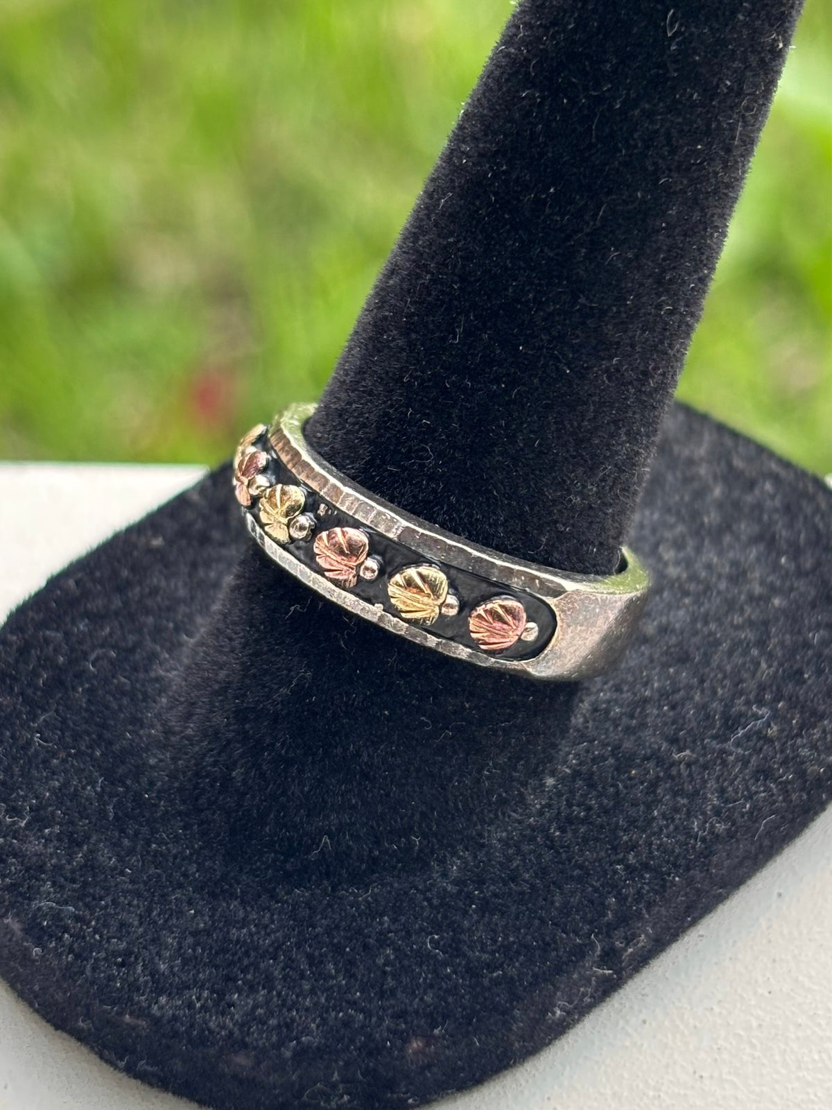 Coleman & Co Black Hills Gold 12K Rose & Green Gold Sterling Silver Ring -Size 8