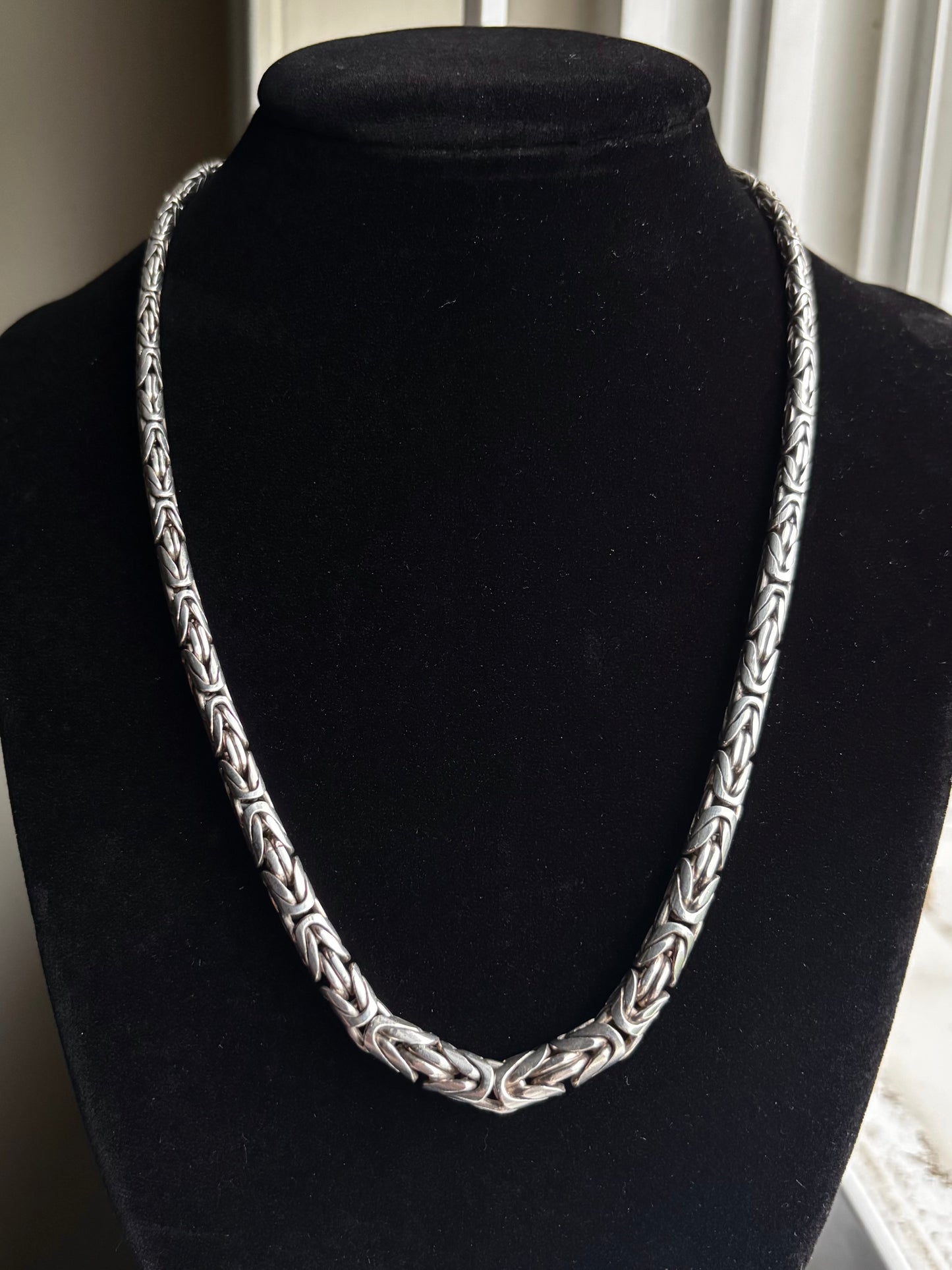 Graduated Byzantine Chain with Toggle Clasp